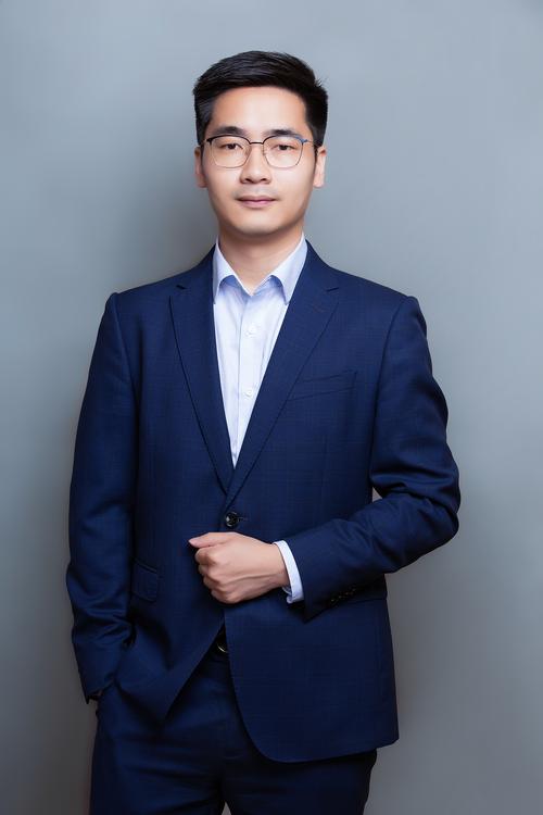 杨林 导演 & 创意总监
